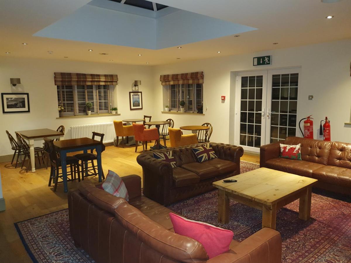 Leafy Lane Guesthouse 앰루크 외부 사진